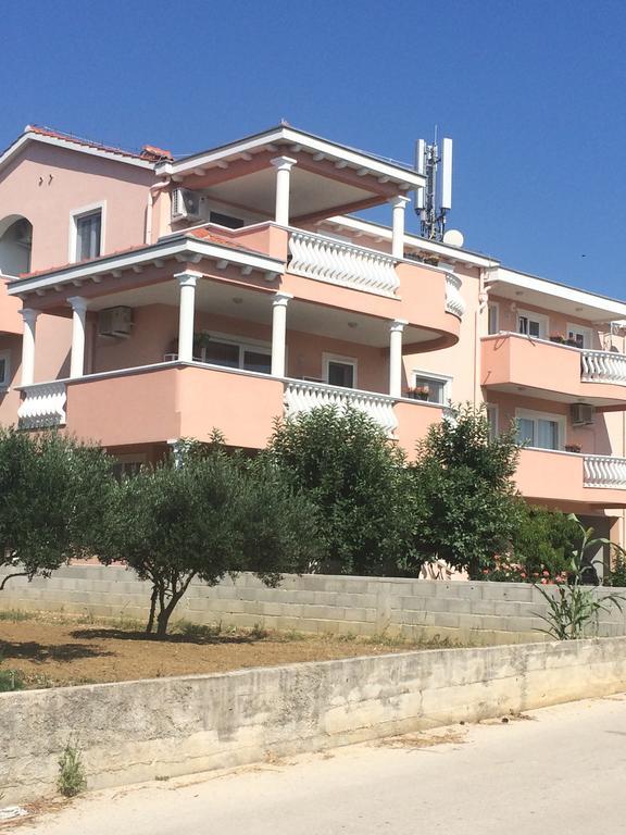 Apartments Sofija Vrsi Eksteriør bilde